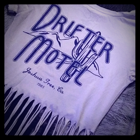 Freeze Tops - $4/20 Crop tee w/cuffed sleeve & awesome detail